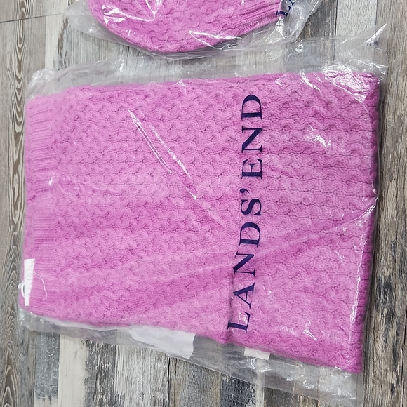 Lands' End Cable Knit Scarf Set - Picture 5 of 7
